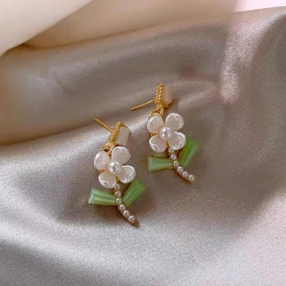 Green Flower Earrings - DS Traders