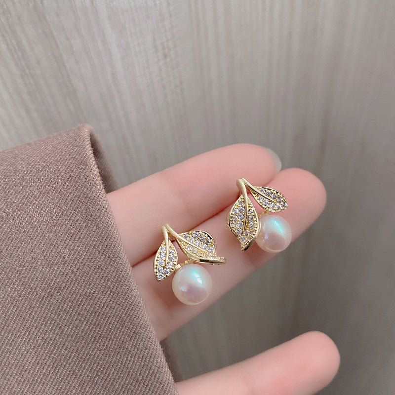 Leaf Style Earrings - DS Traders