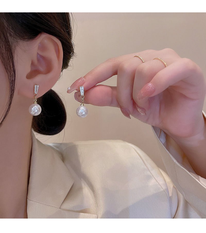 Pearl Drop Earrings - DS Traders