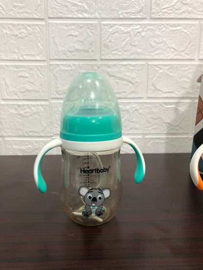 Plastic Baby Feeding Sipper - DS Traders