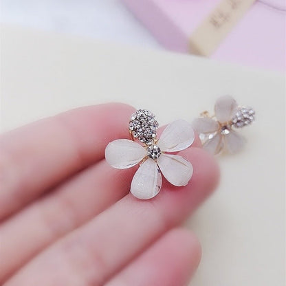 Stone Flower Earrings - DS Traders